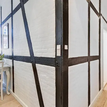 An Authentic And Luxurious 200 Sqm Experience Apartment *