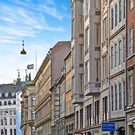 An Authentic And Luxurious 200 Sqm Experience